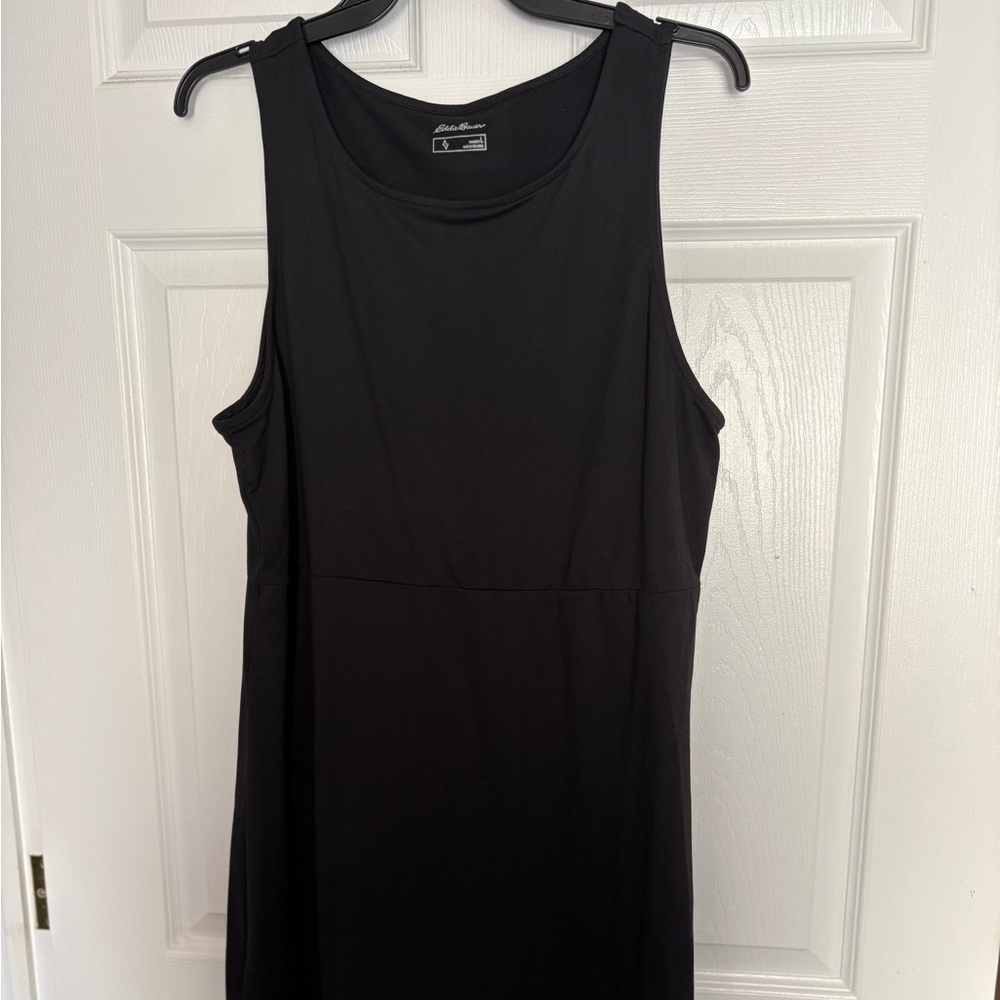 Elegant Black Sleeveless Dress